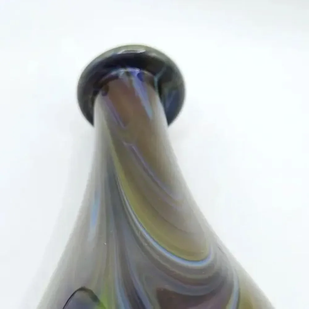 Beautiful Hand Blown Art Vase Signed And Dated 81'